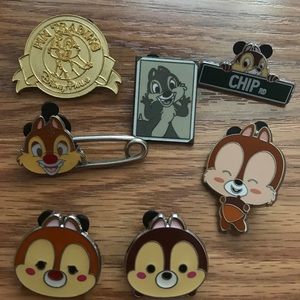 Disney pins